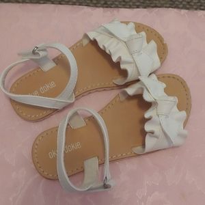 Okie Dokie Toddler Girl White Sandal EUC